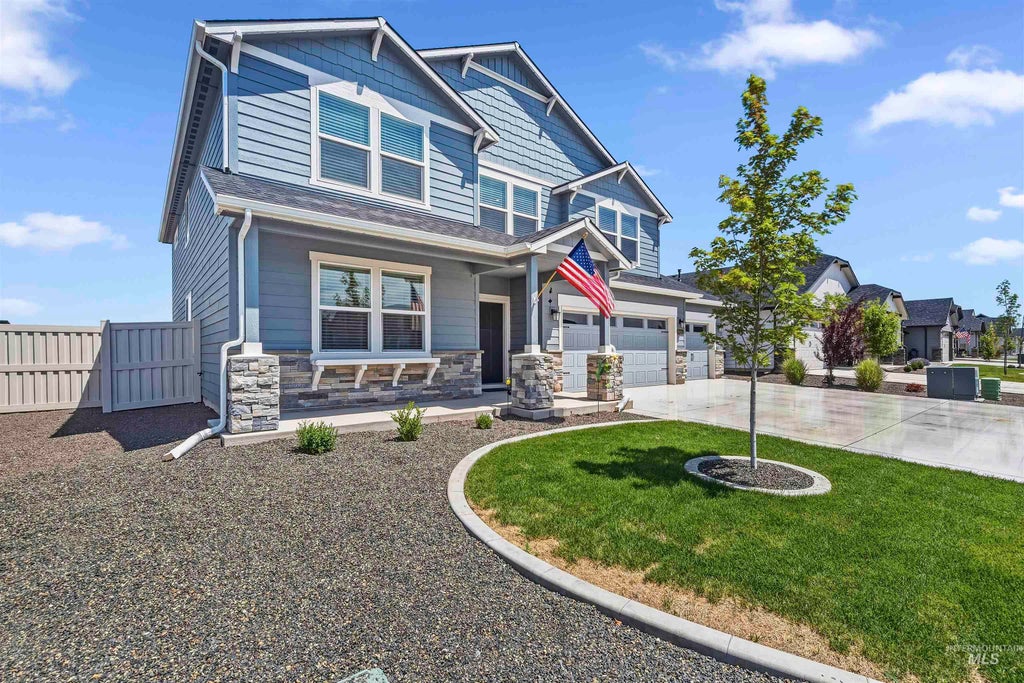 Photo of 5684 E Garby St, Nampa, ID 83687 (MLS # 98991573)