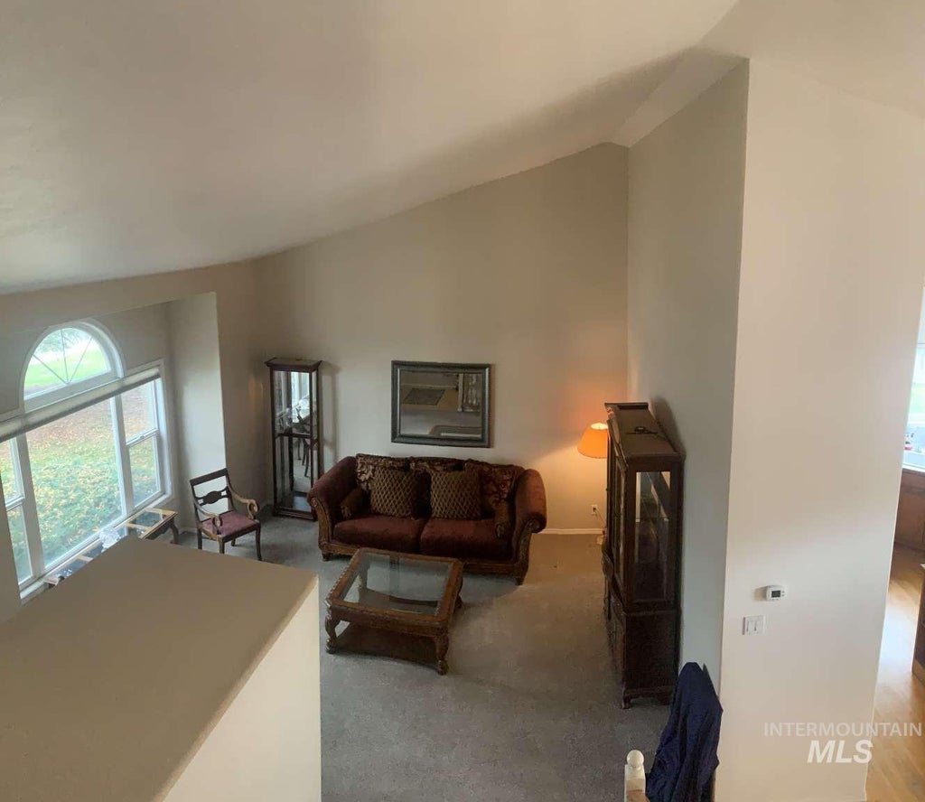 Photo of 1048 Warm Springs Pl, Twin Falls, ID 83301 (MLS # 99004602)