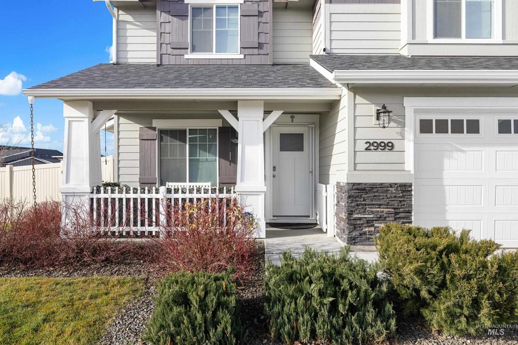 Photo of 2999 N Night Owl Ave, Kuna, ID 83634 (MLS # 98969672)