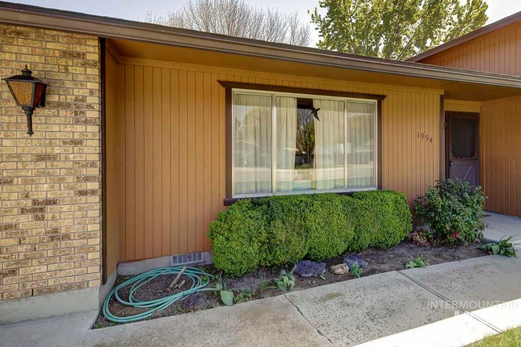 Photo of 1954 S Denell Way, Boise, ID 83709 (MLS # 98982959)