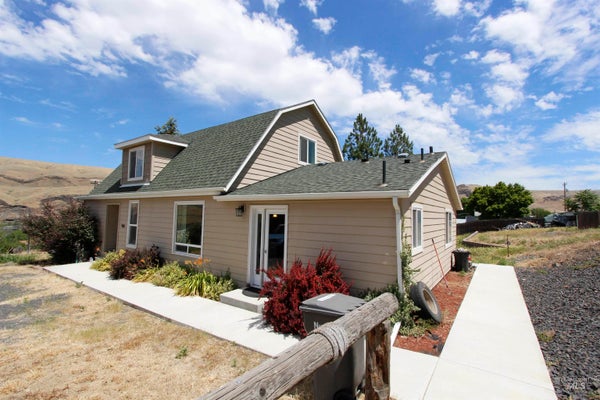 904 3RD ST, ASOTIN, WA 99402 - Image 899c7dd721fabebbf38c76afd2d989df/2964371979