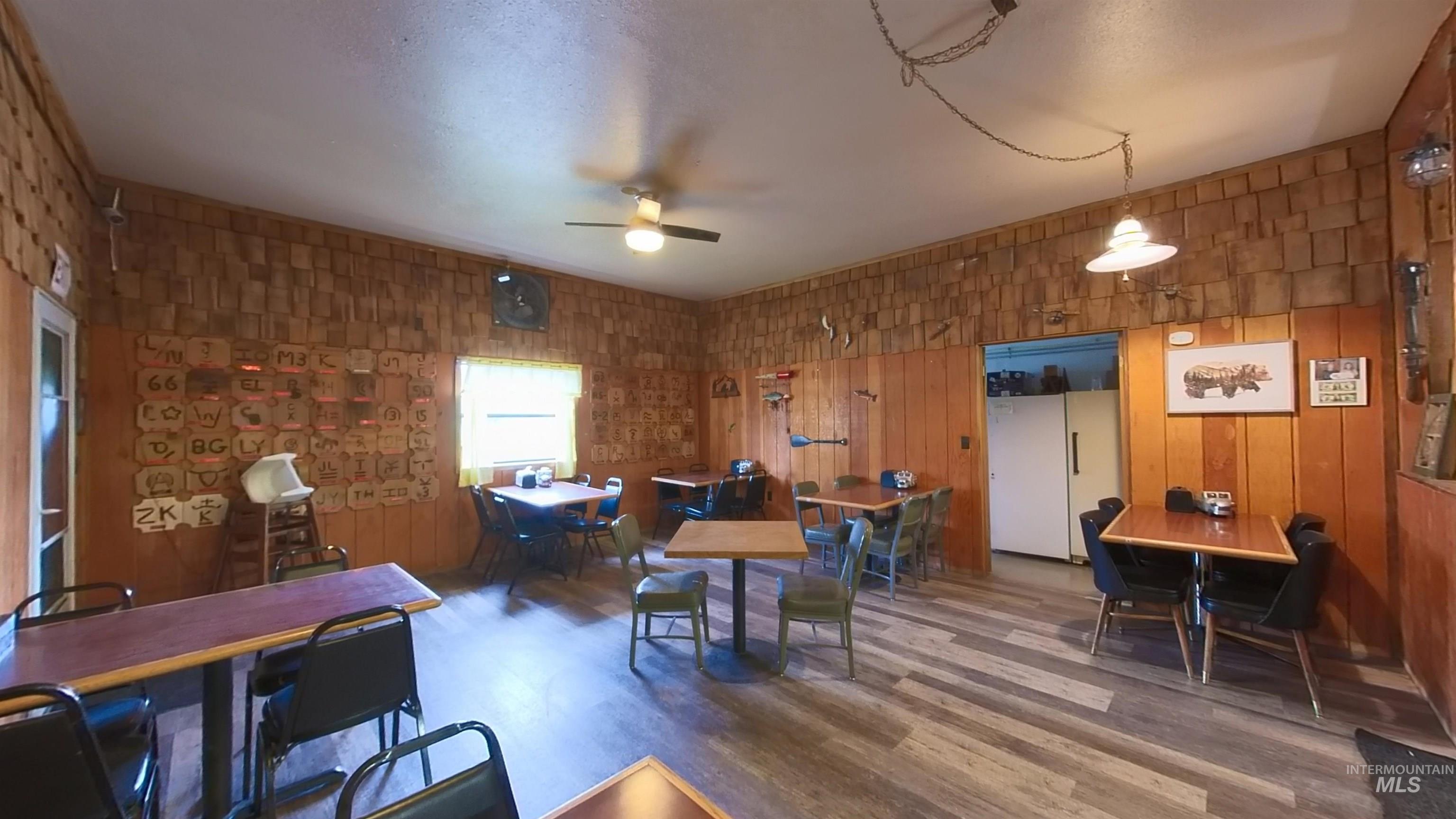 5588 Highway 8