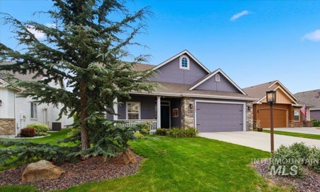 4383 W Nine Iron Ln Meridian ID 83646
