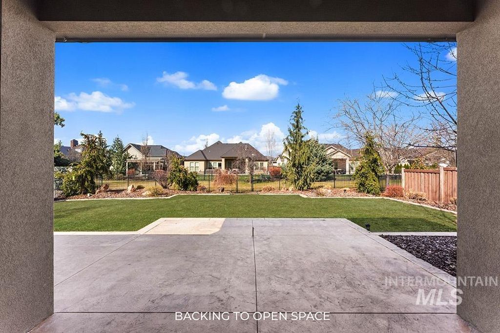 Photo of 3488 W Sand Wedge St, Meridian, ID 83646 (MLS # 98977921)