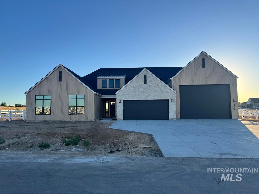 Photo of 24865 Farm Dale Ave, Caldwell, ID 83607 (MLS # 98990035)