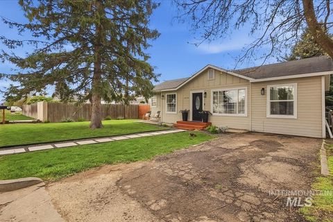 1414 Savannah St. Caldwell ID 83605
