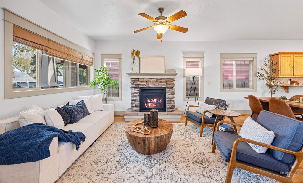 Photo of 2515 N 21st St, Boise, ID 83702 (MLS # 98966678)