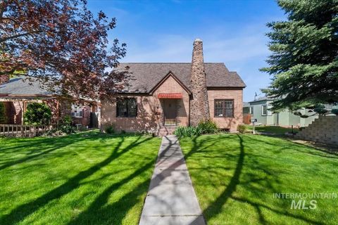 Photo of 2208 W State Street, Boise, ID 83702 (MLS # 98983759)