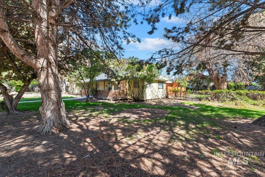 Photo of 503 9th Ave. N Ave, Nampa, ID 83687 (MLS # 98982926)