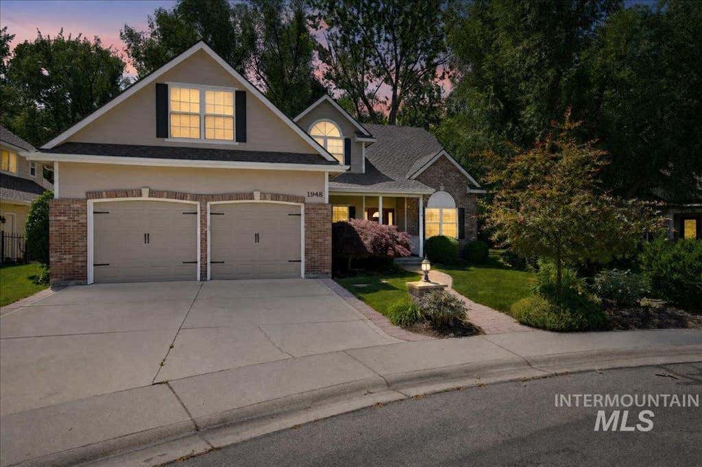 Photo of 1948 S Riverford Pl, Eagle, ID 83616 (MLS # 98990670)