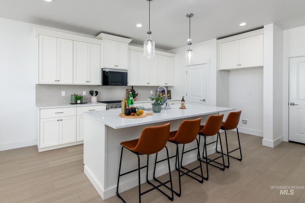 Photo of 9017 W Tamworth Dr, Star, ID 83669 (MLS # 98968249)