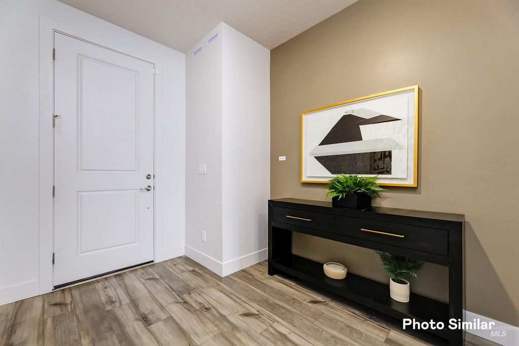 Photo of 15098 Irisation Ave, Caldwell, ID 83607 (MLS # 98982619)