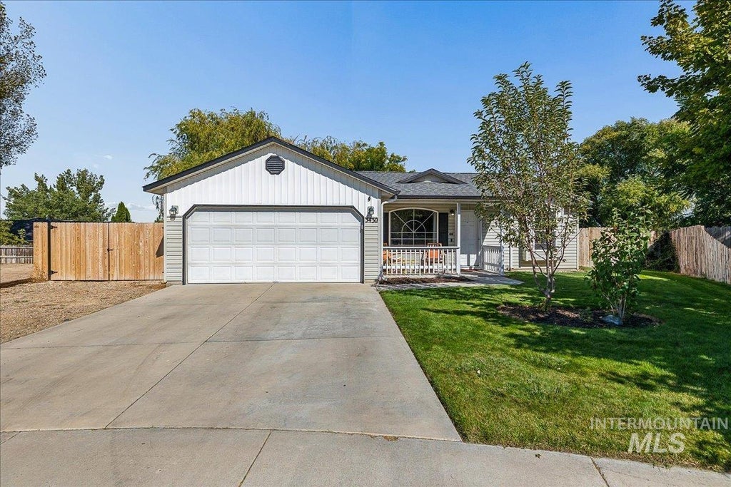 Photo of 3430 Cedar Park Court, Nampa, ID 83686 (MLS # 99001905)
