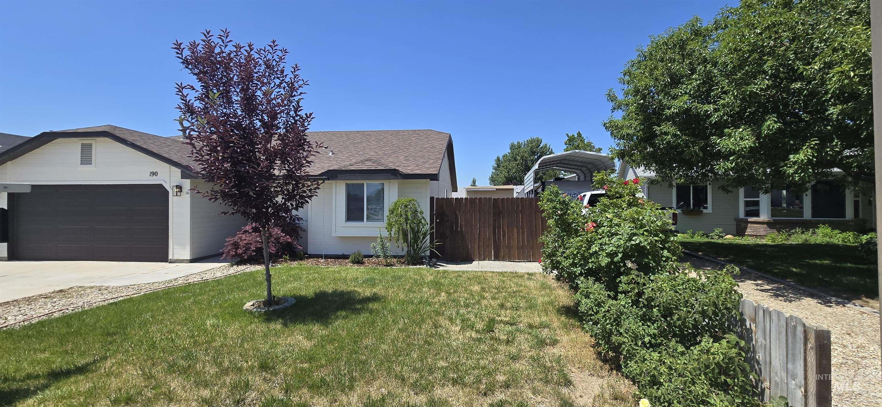 190 W Bloomington Drive