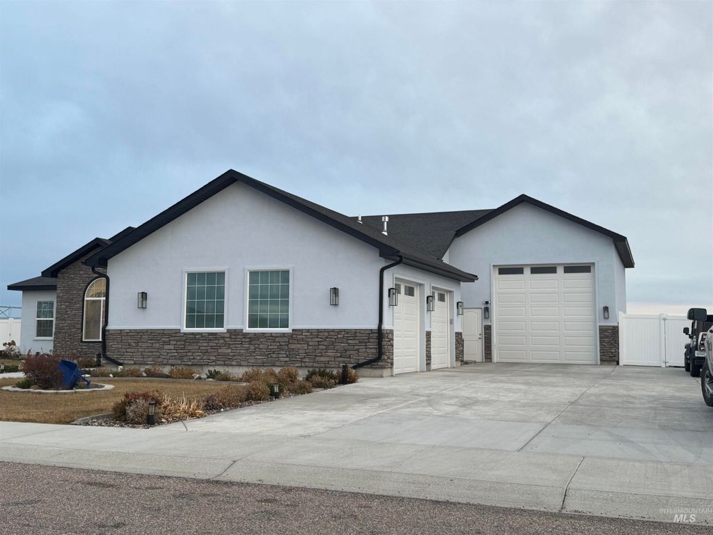 Photo of 764 Heidi Terrace, Kimberly, ID 83341 (MLS # 98972944)