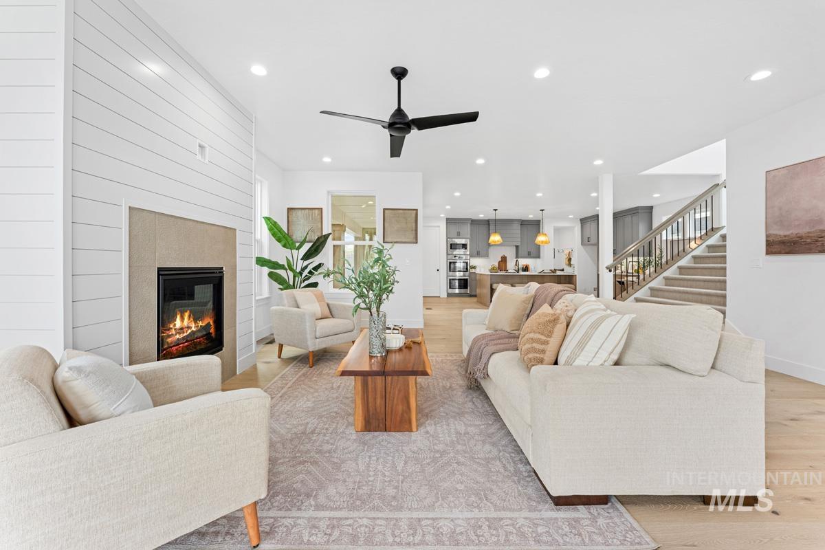 13360 N Spring Creek Way