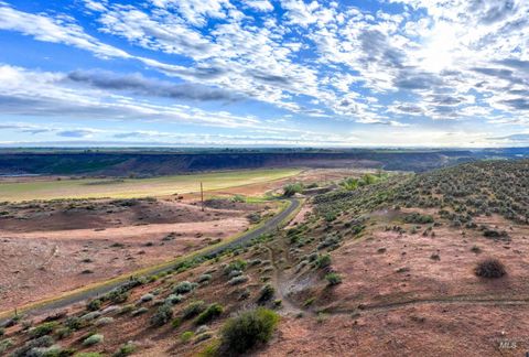 Photo of TBD Highway 30, Buhl, ID 83316 (MLS # 98984667)