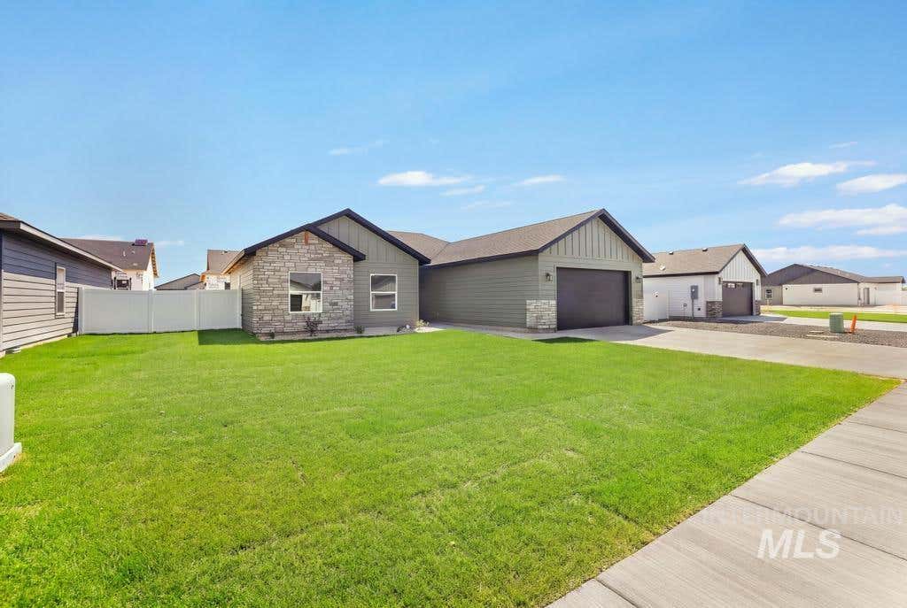 Photo of 2006 Regan St, Jerome, ID 83338 (MLS # 98986966)