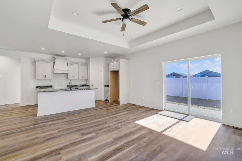 Photo of 2006 Regan St, Jerome, ID 83338 (MLS # 98986966)