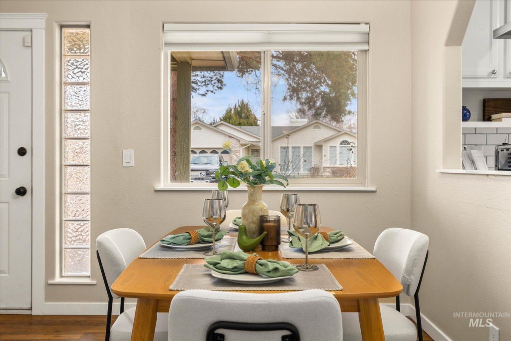 Photo of 77 S Silverwood Way, Eagle, ID 83616 (MLS # 98976207)