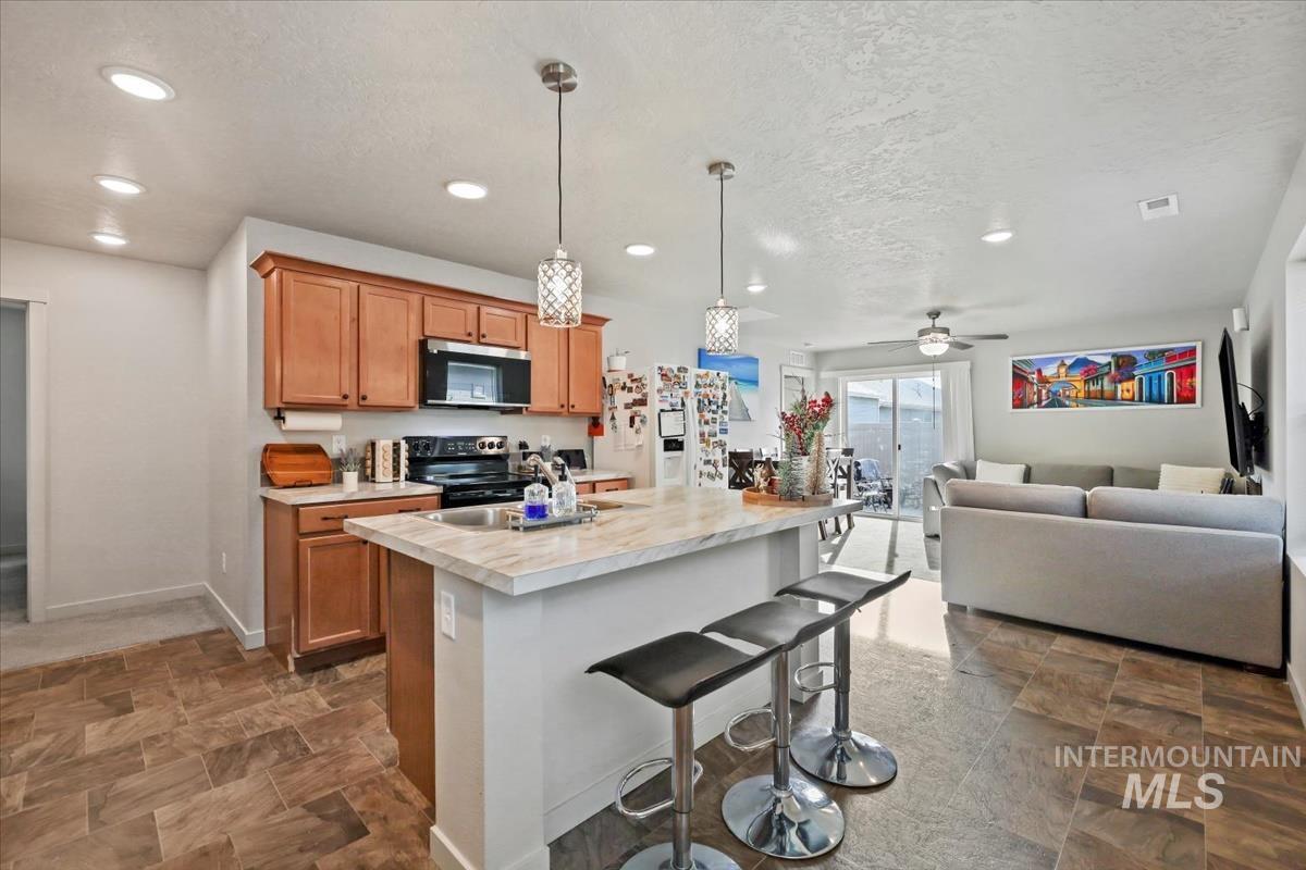 12149 W Greenstone St.