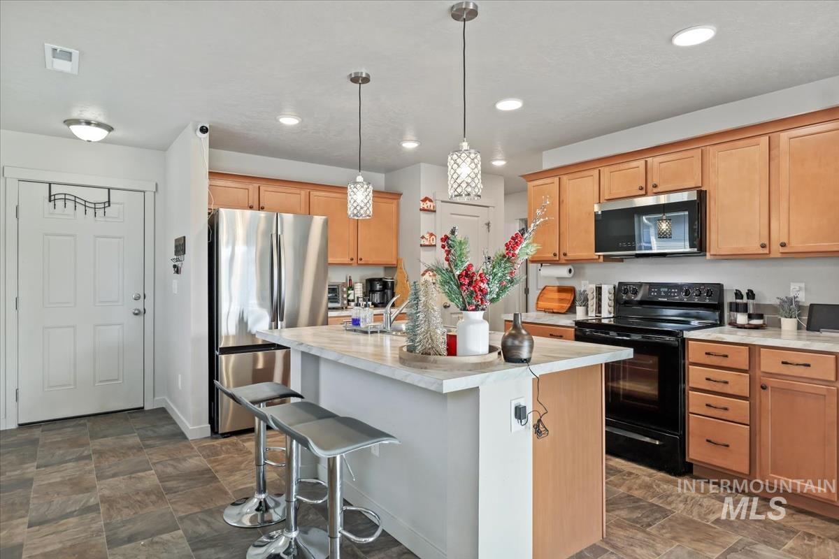 12149 W Greenstone St.