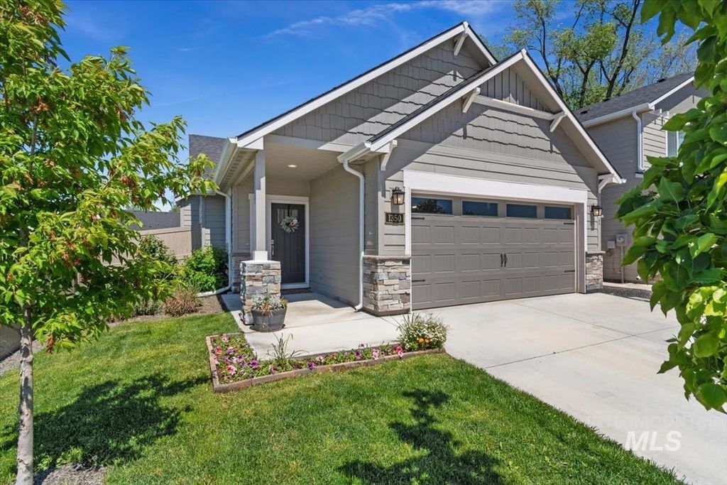 Photo of 1350 W Homestake ST, Meridian, ID 83646 (MLS # 98985033)