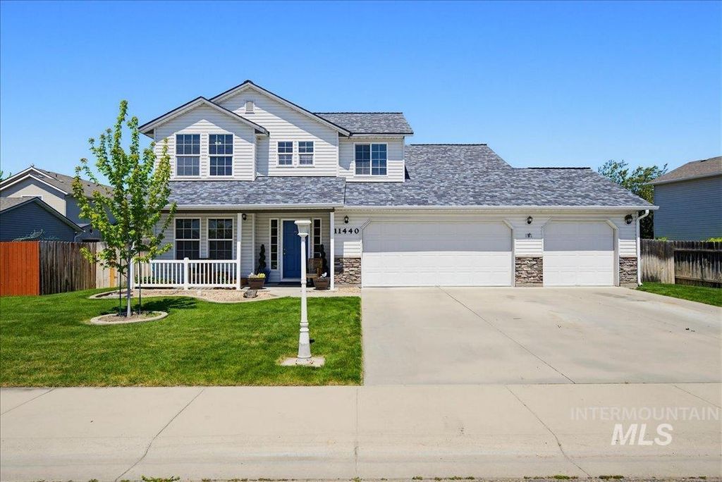 Photo of 11440 Saranac St, Caldwell, ID 83605 (MLS # 98984896)