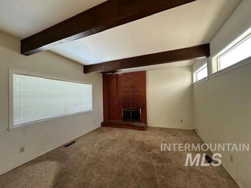 Photo of 1135 SW 9th Ave, Ontario, OR 97914 (MLS # 98935742)