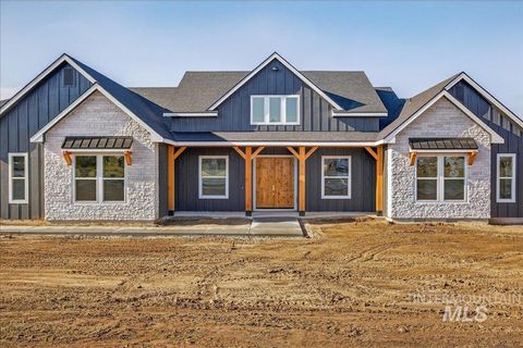 Photo of 23739 Legends Lane, Caldwell, ID 83607 (MLS # 98971497)