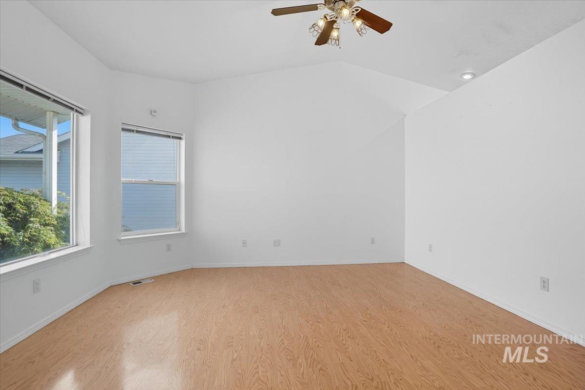 643 E Sedgewick Street