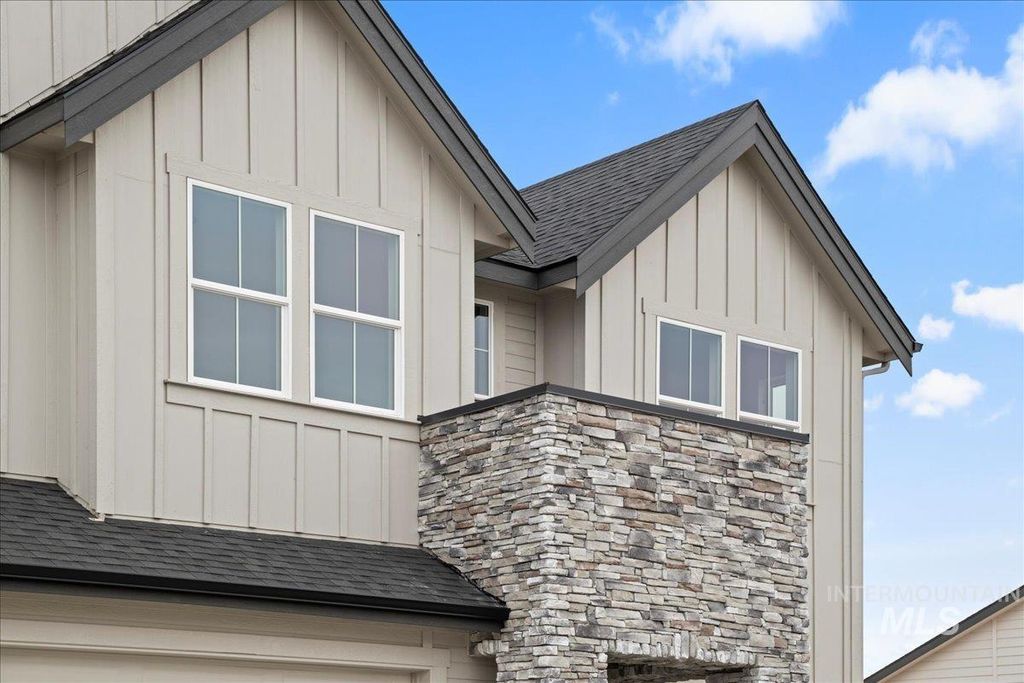 Photo of 9440 S Egg Harbor Ave, Kuna, ID 83634 (MLS # 98975794)