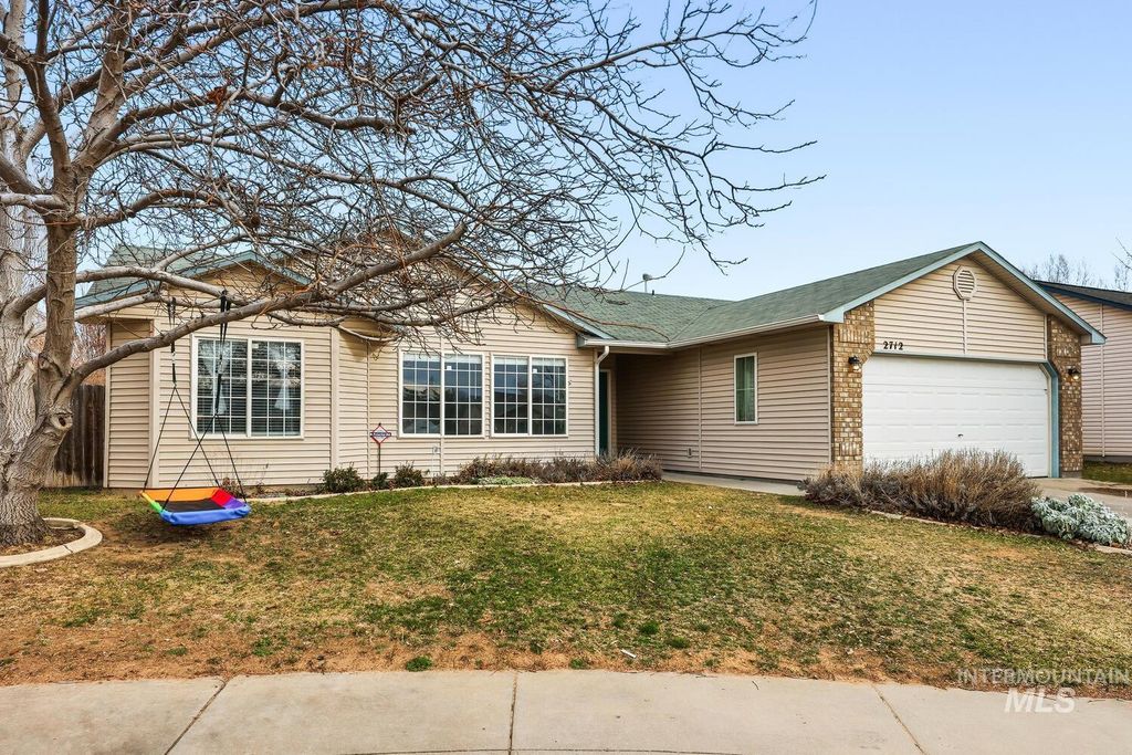 Photo of 2712 Mink Ct, Nampa, ID 83687 (MLS # 98975803)