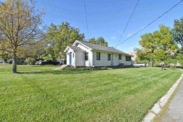1374 SYCAMORE ST, CLARKSTON, WA 99403 - Image 8bb55bca442921c189d4be9c14fc9f18/593340975