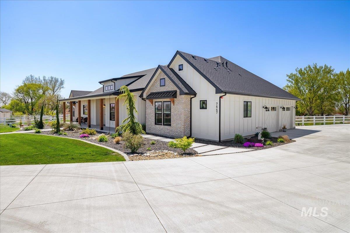 Nampa, Idaho 83687, United States, 3 Bedrooms Bedrooms, ,3 BathroomsBathrooms,Residential,Pending,116300