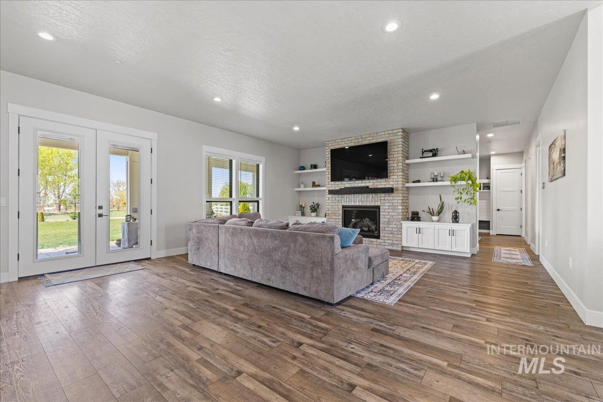 Nampa, Idaho 83687, United States, 3 Bedrooms Bedrooms, ,3 BathroomsBathrooms,Residential,Pending,116300