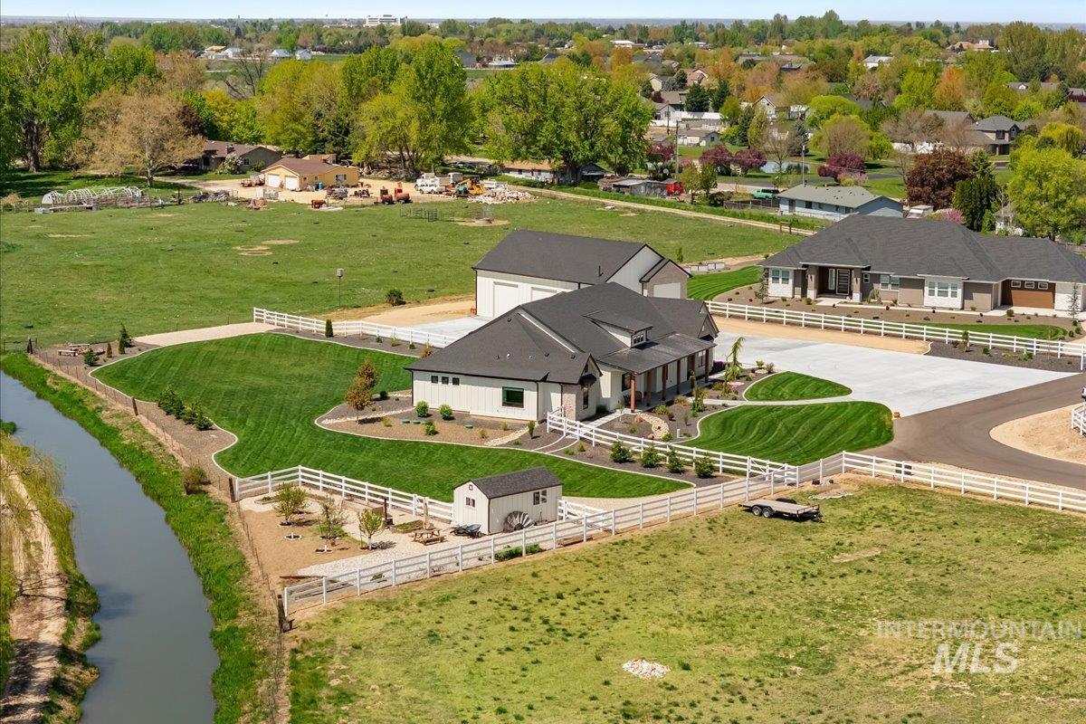 Nampa, Idaho 83687, United States, 3 Bedrooms Bedrooms, ,3 BathroomsBathrooms,Residential,Pending,116300