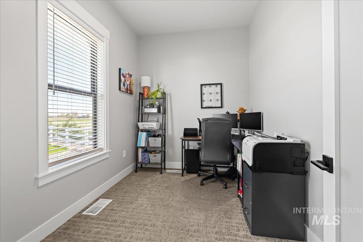 Nampa, Idaho 83687, United States, 3 Bedrooms Bedrooms, ,3 BathroomsBathrooms,Residential,Pending,116300