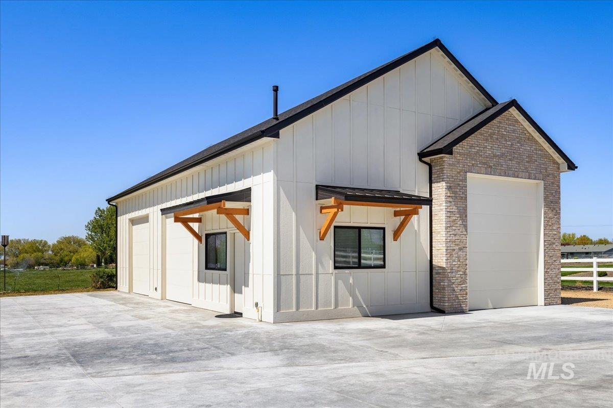 Nampa, Idaho 83687, United States, 3 Bedrooms Bedrooms, ,3 BathroomsBathrooms,Residential,Pending,116300