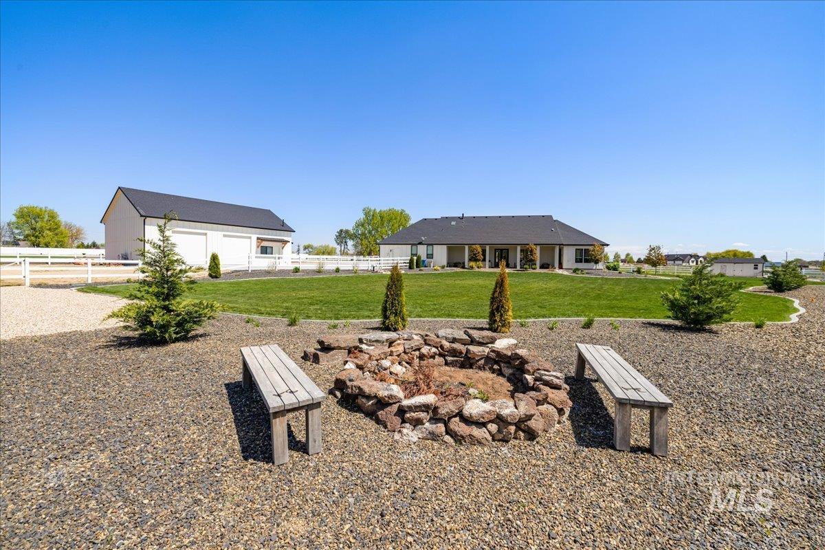 Nampa, Idaho 83687, United States, 3 Bedrooms Bedrooms, ,3 BathroomsBathrooms,Residential,Pending,116300