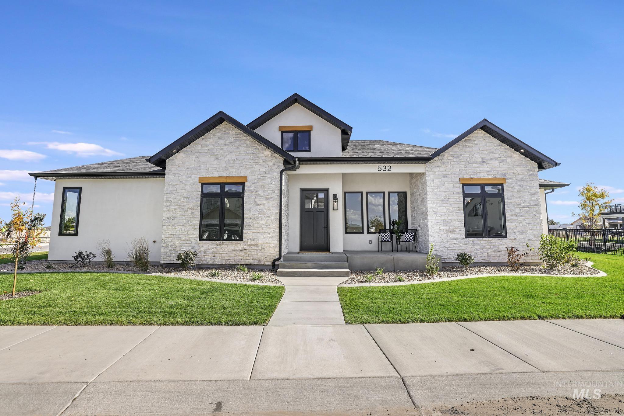 532 Canyon Falls