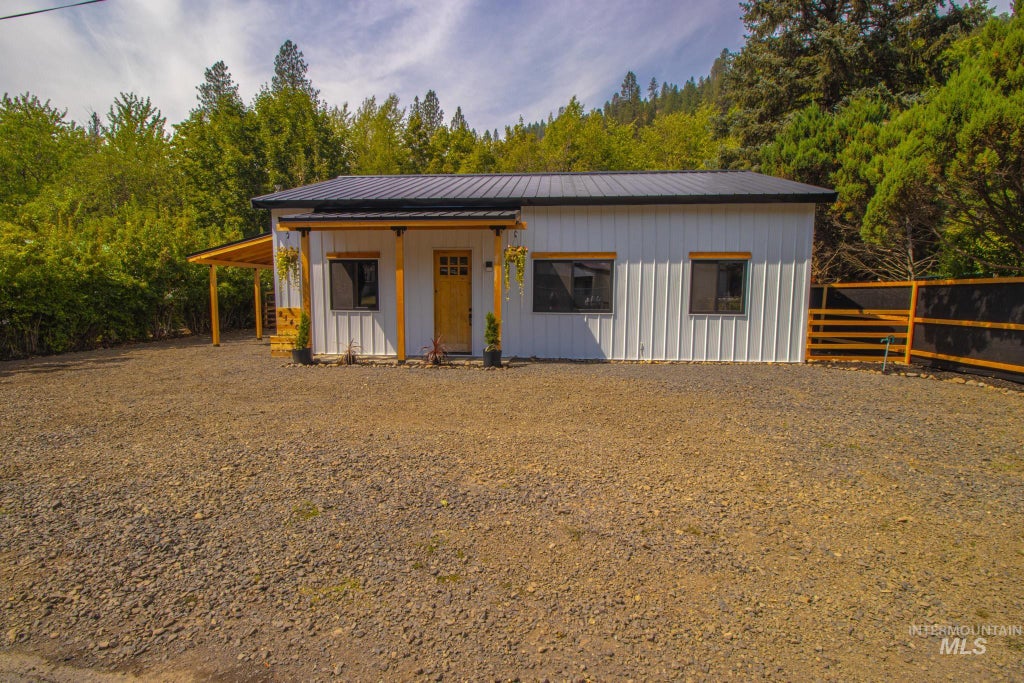 Photo of 2140 Carney Drive, Orofino, ID 83544 (MLS # 98997981)