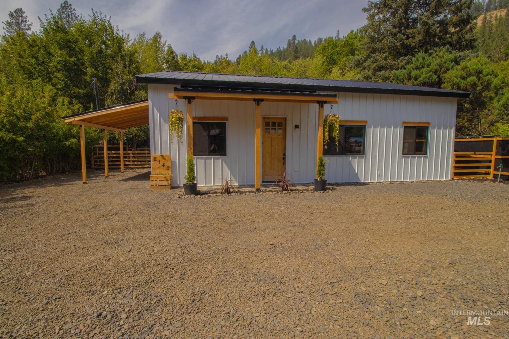 Photo of 2140 Carney Drive, Orofino, ID 83544 (MLS # 98997981)