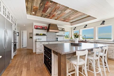 Photo of 10200 W Scenic View, Star, ID 83669 (MLS # 98973913)