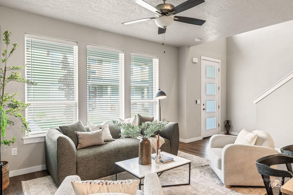 Photo of 407 N Tessa Lane, Meridian, ID 83642 (MLS # 98979470)