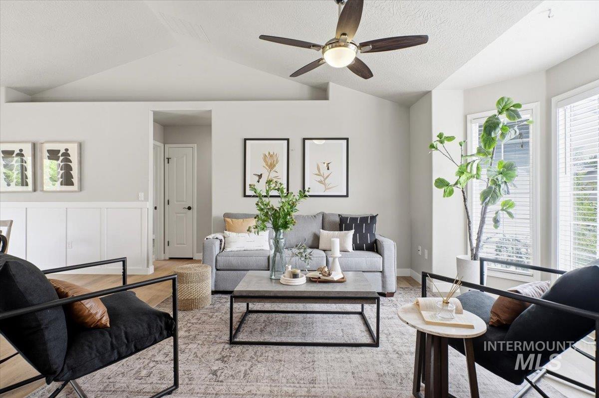 5755 S Olearia Place