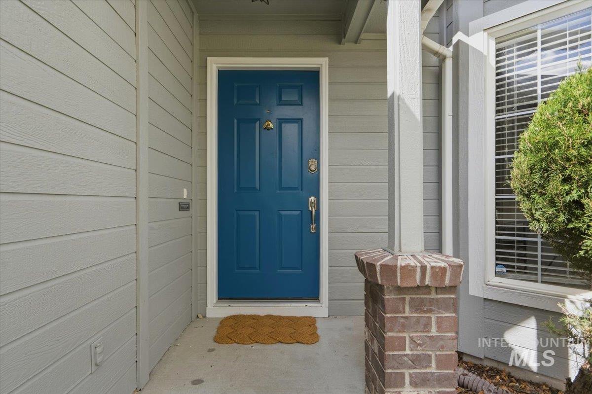 5755 S Olearia Place