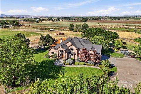 Photo of 20337 Maggard Ln, Caldwell, ID 83607 (MLS # 98994941)