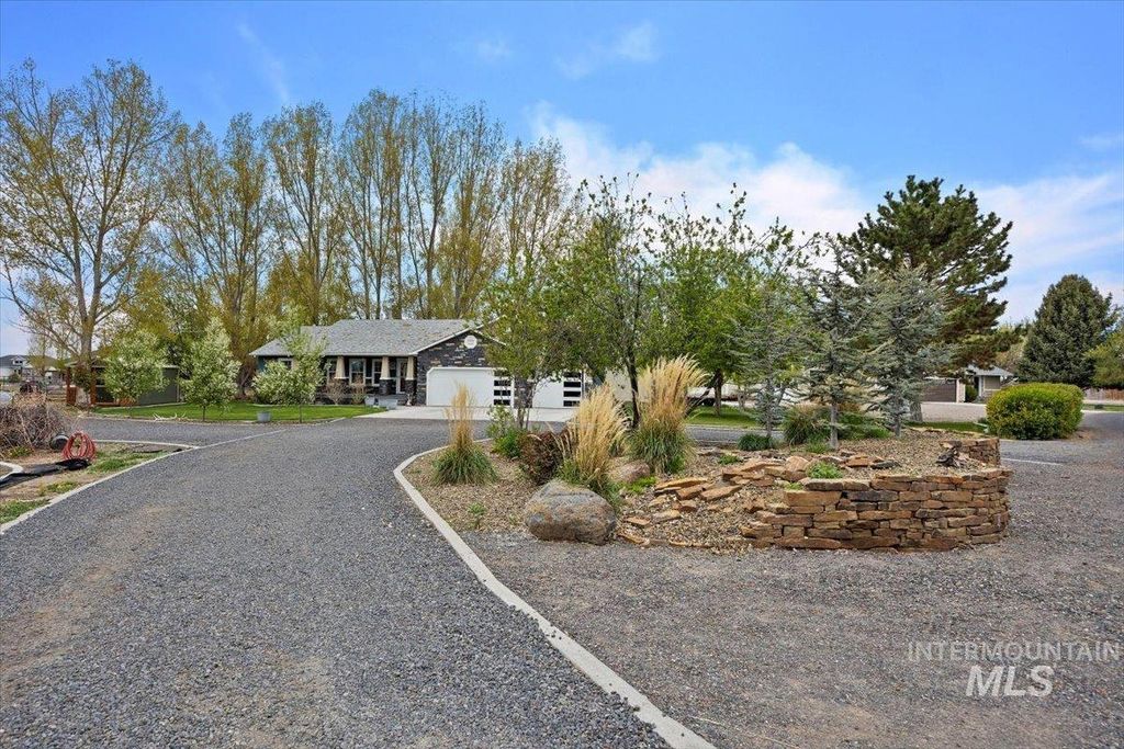 Photo of 809 Eastridge Drive, Kimberly, ID 83341 (MLS # 98975835)