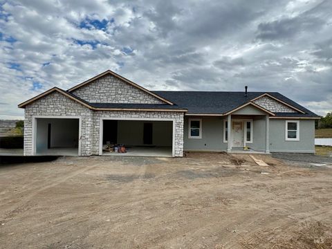 109 Stella Circle Hagerman ID 83332